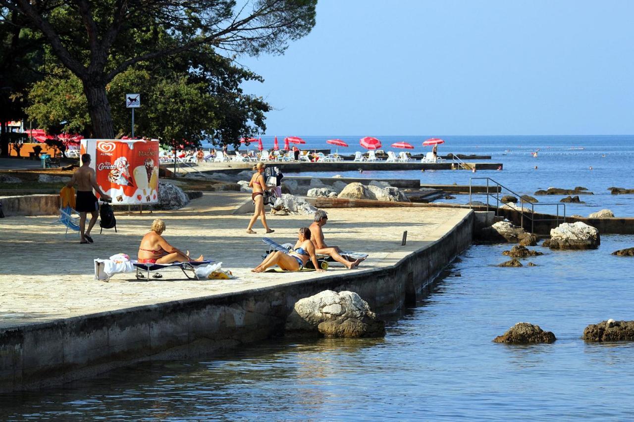 Apartments With A Parking Space Umag - 7109 Extérieur photo