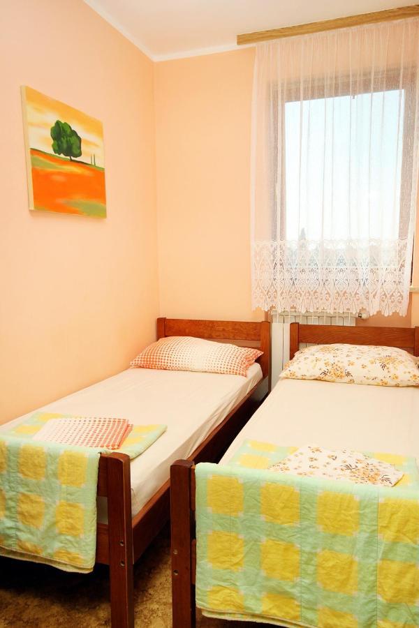 Apartments With A Parking Space Umag - 7109 Extérieur photo