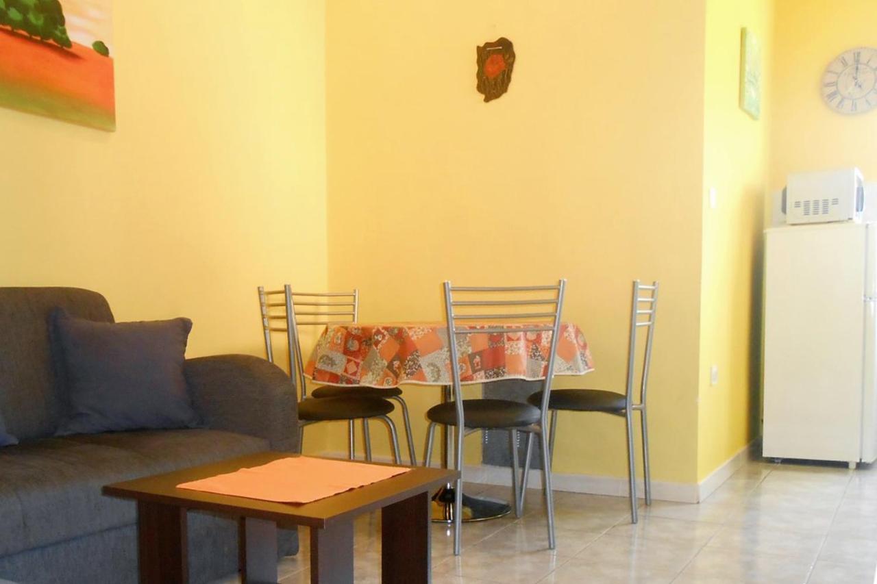 Apartments With A Parking Space Umag - 7109 Extérieur photo