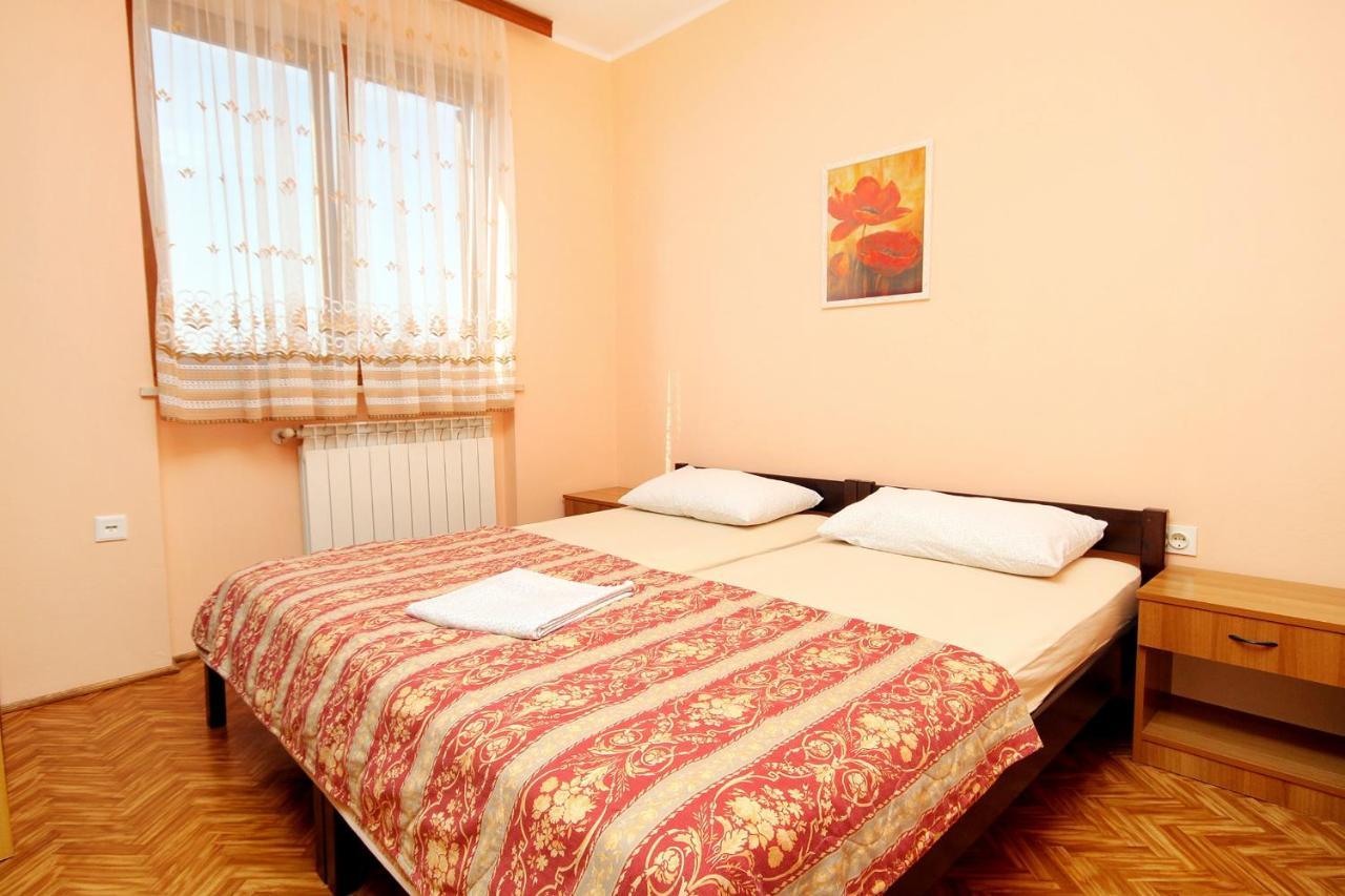 Apartments With A Parking Space Umag - 7109 Extérieur photo